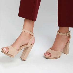 New Lulus priya nude vegan suede heels 8.5